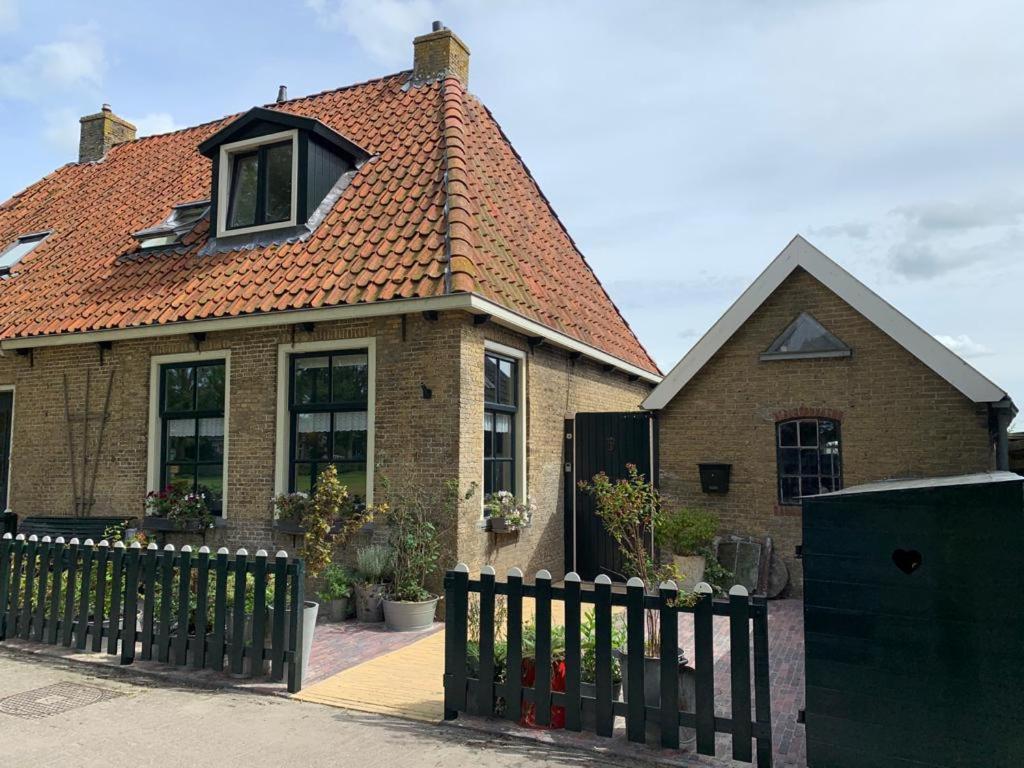 Vakantiehuis In Friesland Voor De Hele Familie Huns Экстерьер фото